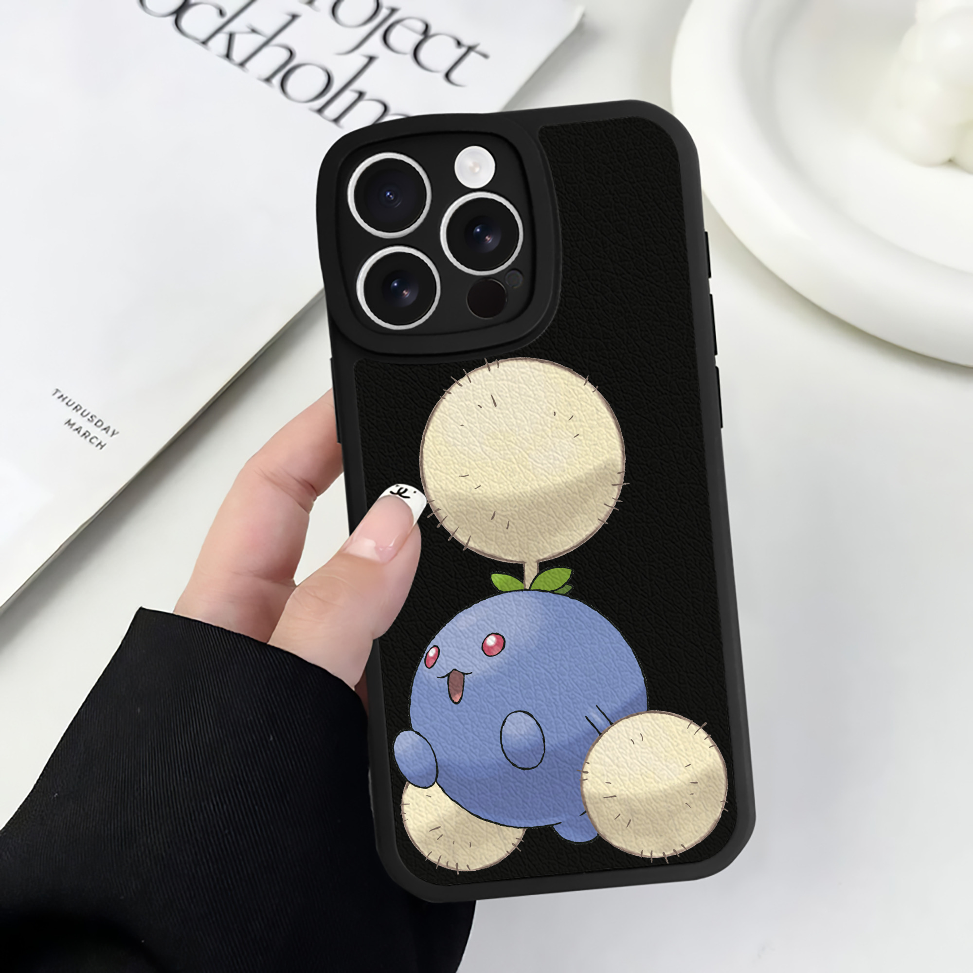 （画像用） ポケットモンスター Pokémon 【iPhone 16シリーズ対応】シリコンスマホケース（レザー調） 材質：シリコン